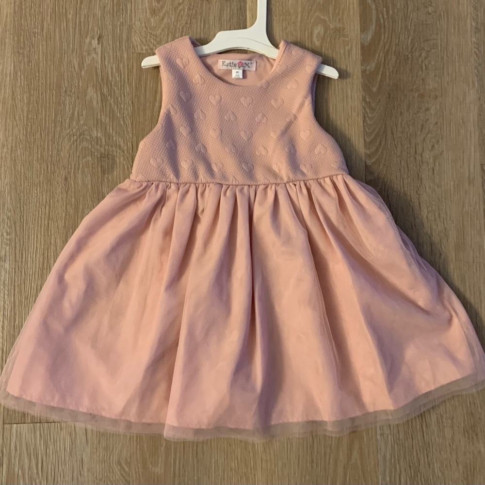 Katie M Girl's Size 3T Light Pink Sleeveless Tutu Dress With Hearts On The Top